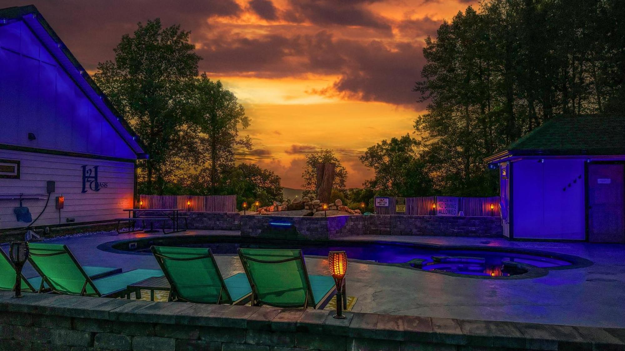 Willa H2Oasis Incredible Pool Retreat With Mountains Views! Sevierville Zewnętrze zdjęcie